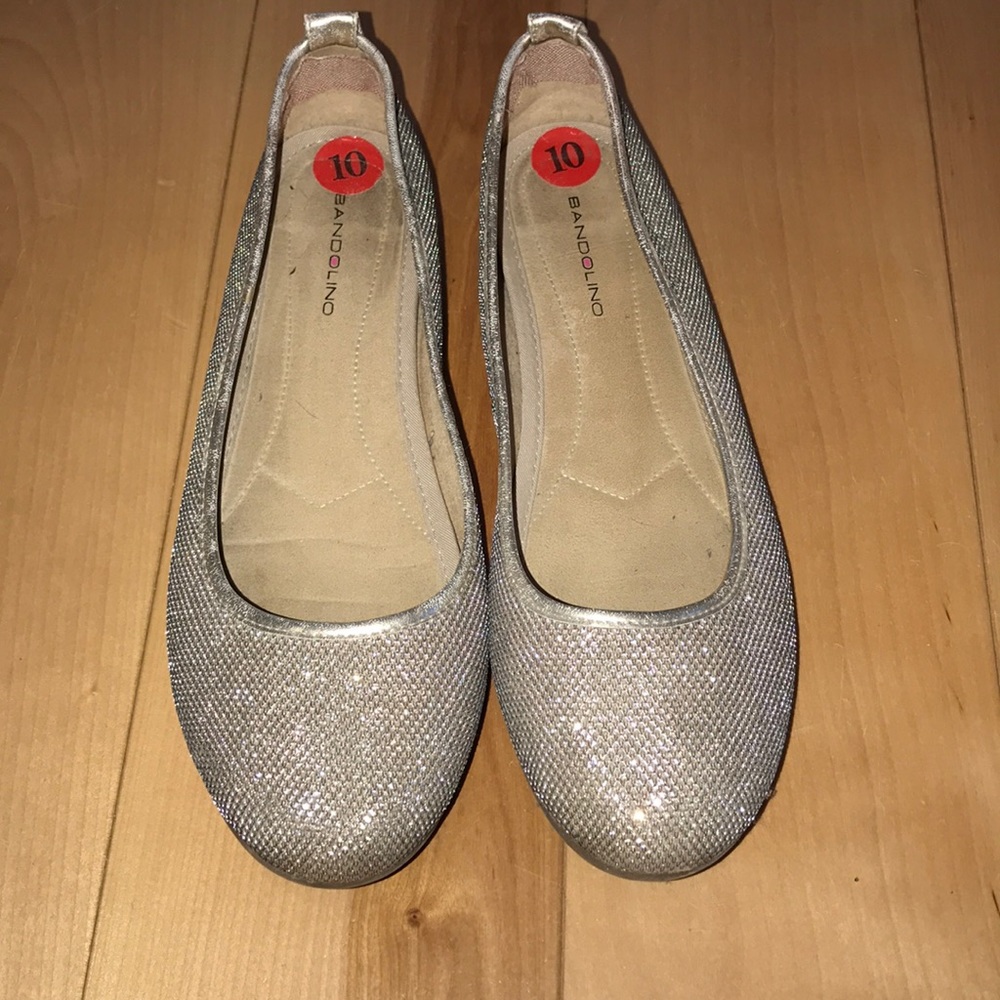 Bandolino Flats!